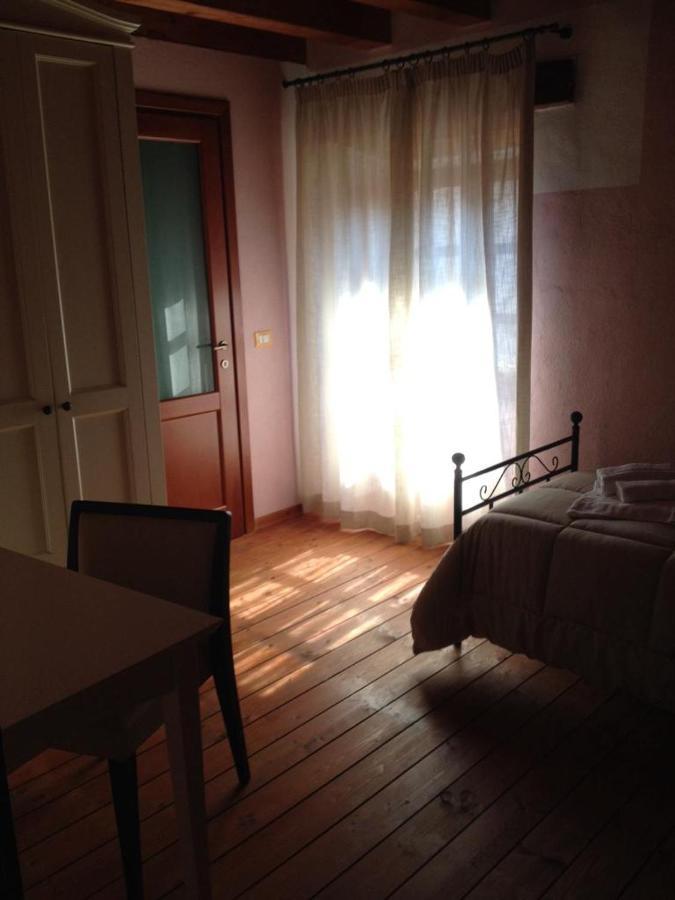 La Casa Del Borgo Bed & Breakfast Ittireddu Exterior photo